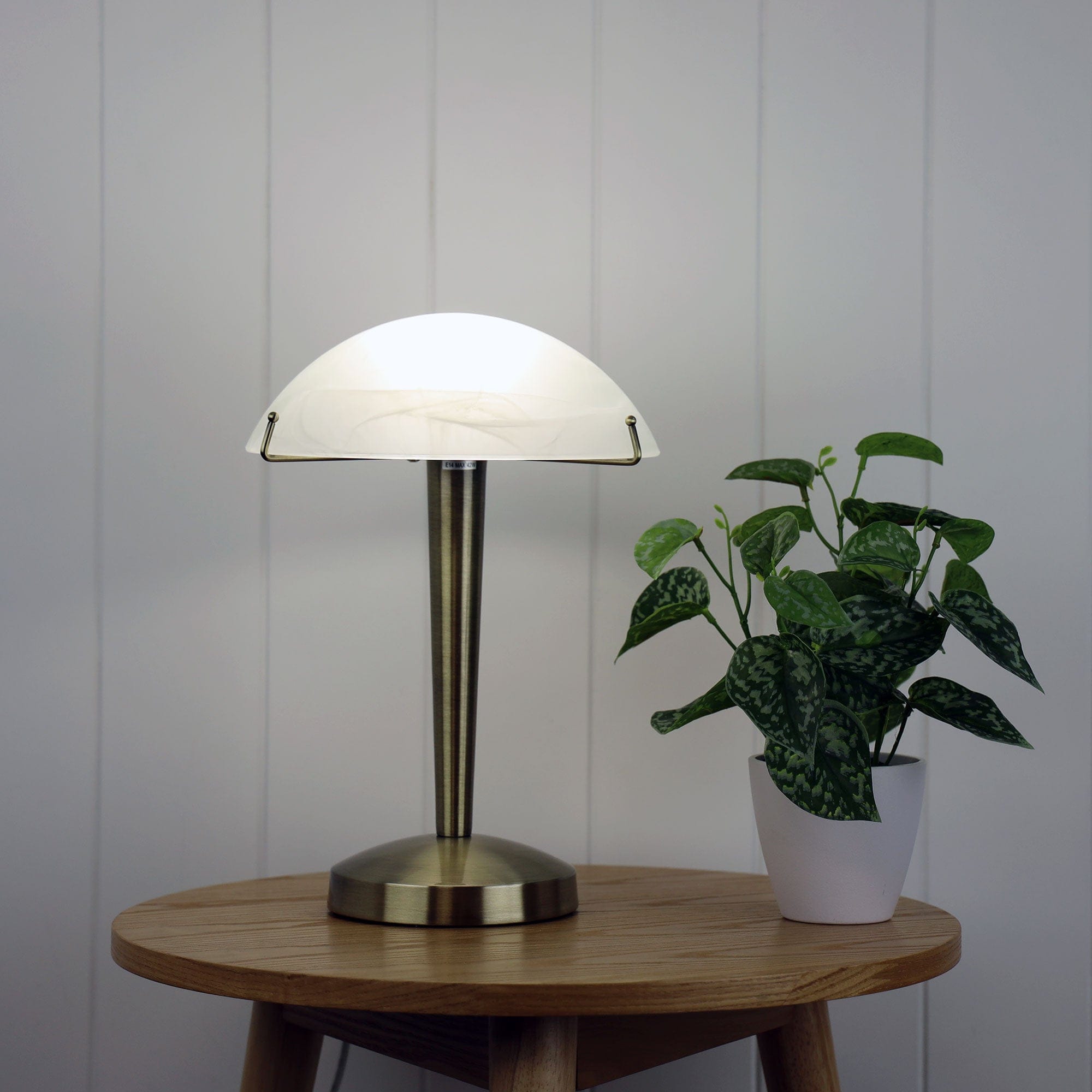 Oriel Lighting Lamp RUBY ON-OFF Antique Brass Touch Lamp