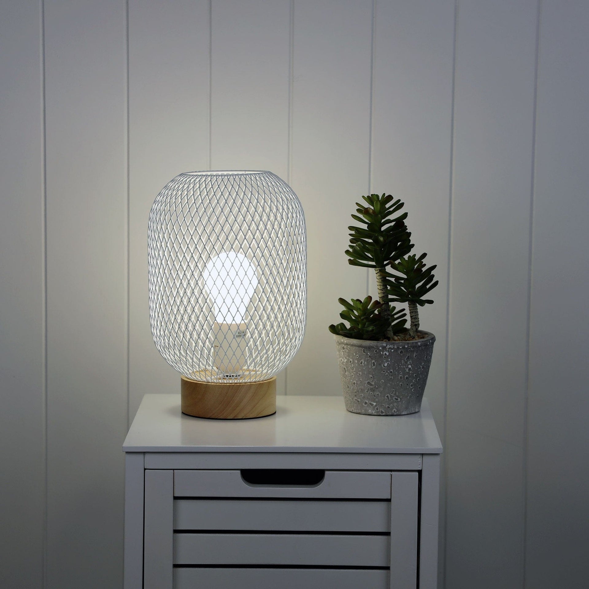 Oriel Lighting Lamp TILDA White Mesh Table Lamp