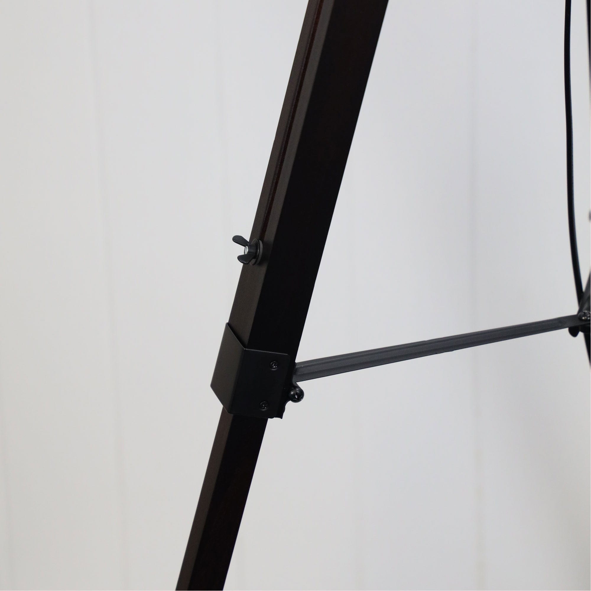 Oriel Lighting Lamp TREVI Tripod Floor Lamp