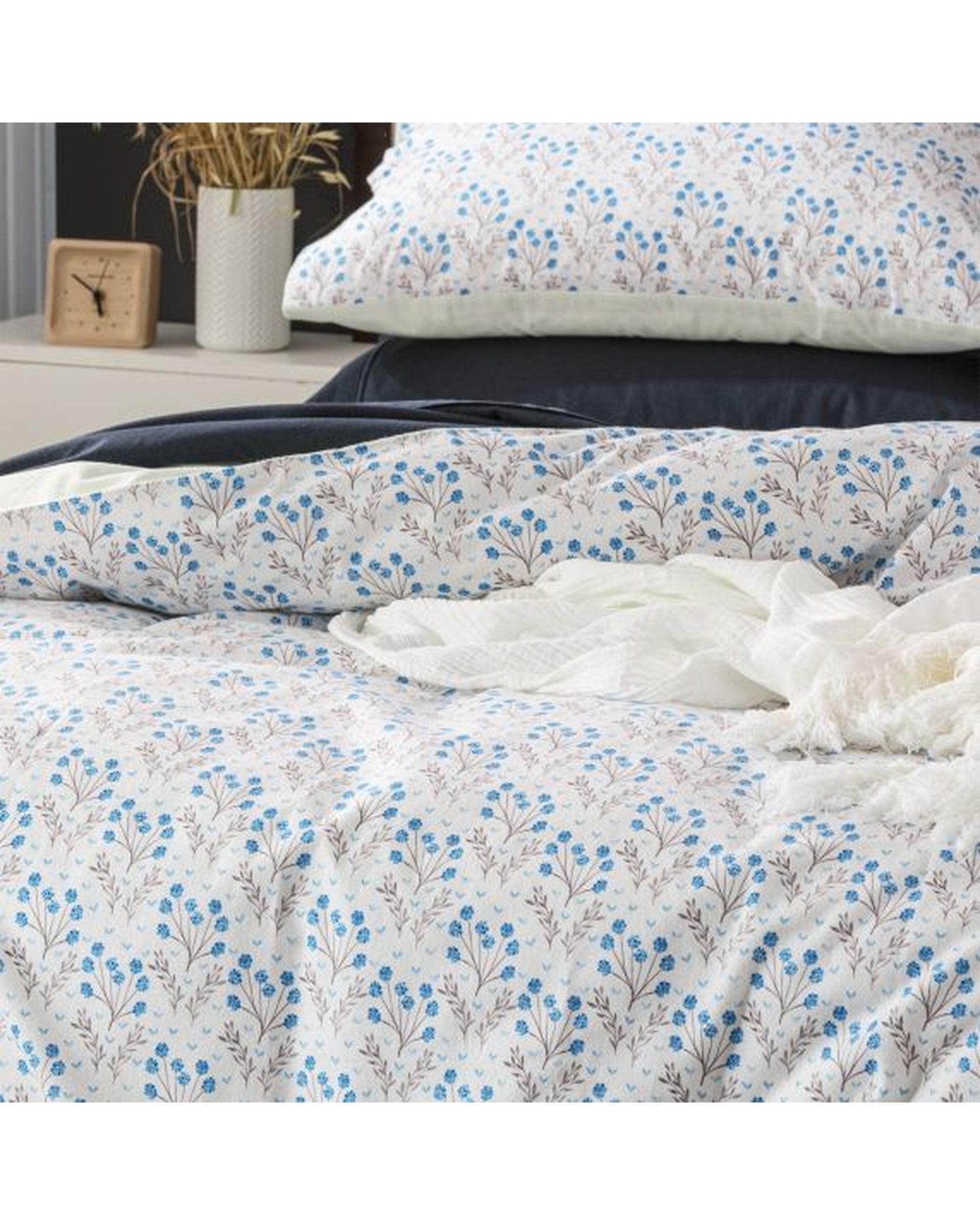 Park Avenue Quilt Cover 175 GSM Egyptian Cotton Flannelette Quilt Cover Set  - Meadow