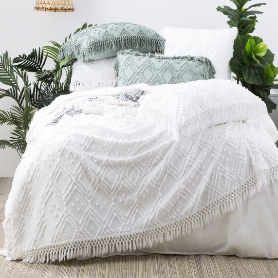 Park Avenue Quilt Cover Medallion 100 % Cotton Vintage Washed Tuffted Bed Cover Set - 2 Colours