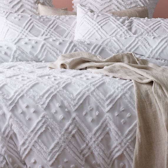 Park Avenue Quilt Cover Medallion Cotton Vintage Washed Tufted Quilt Cover Set - White