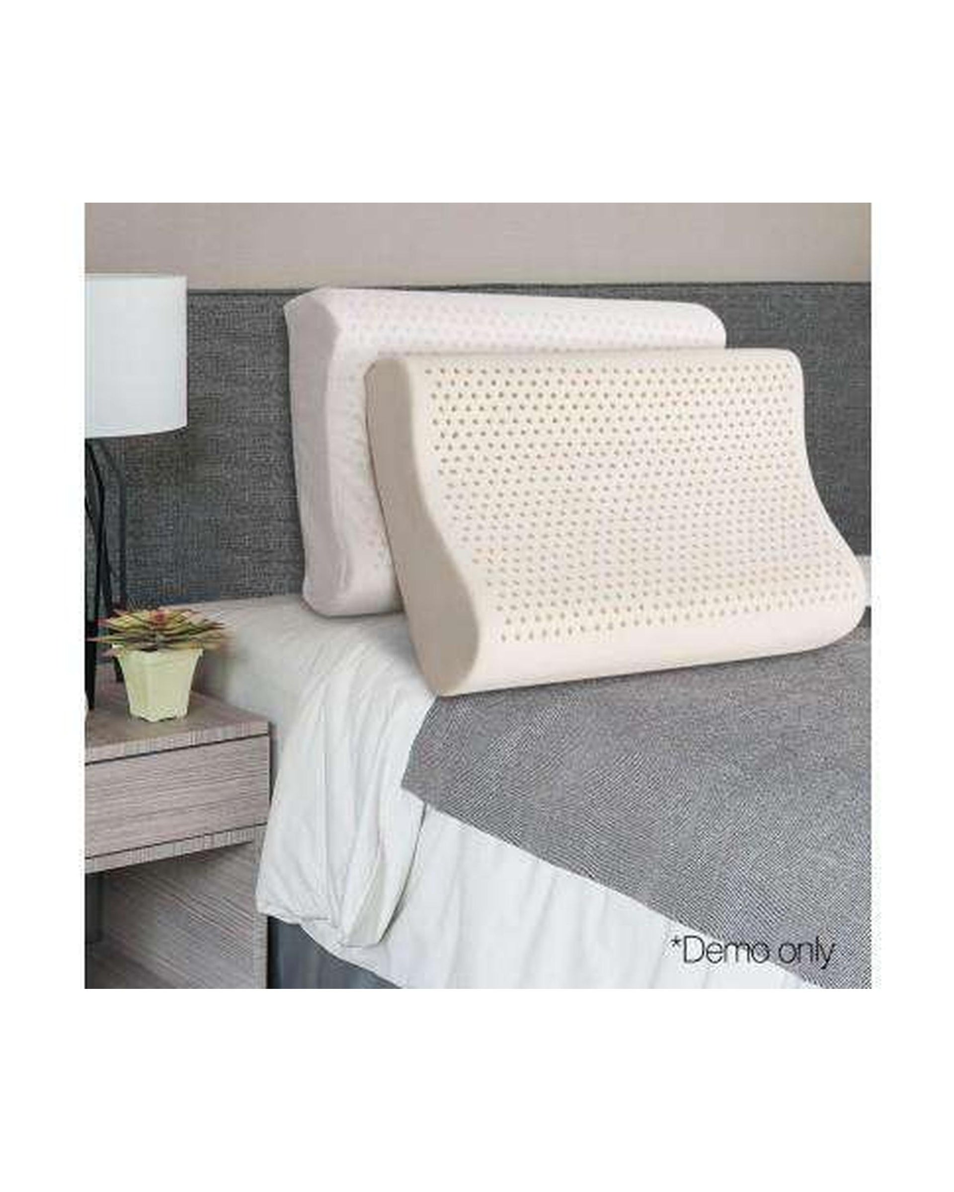 Set of Two Curved Natural Latex Pillow Giselle