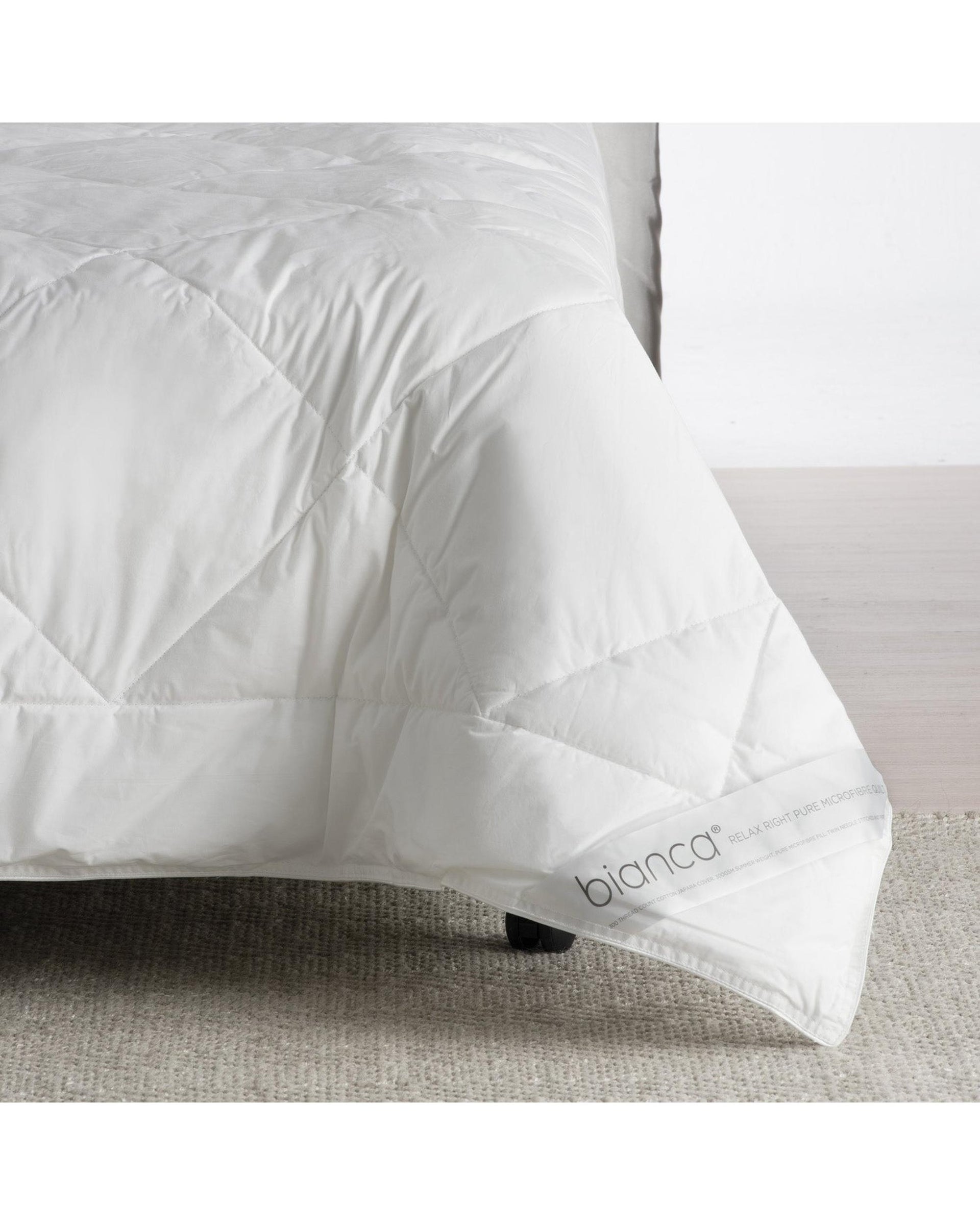 Bianca Bedding RELAX RIGHT PURE MICROFIBRE 300GSM SUMMER WEIGHT QUILT Bianca Bedding
