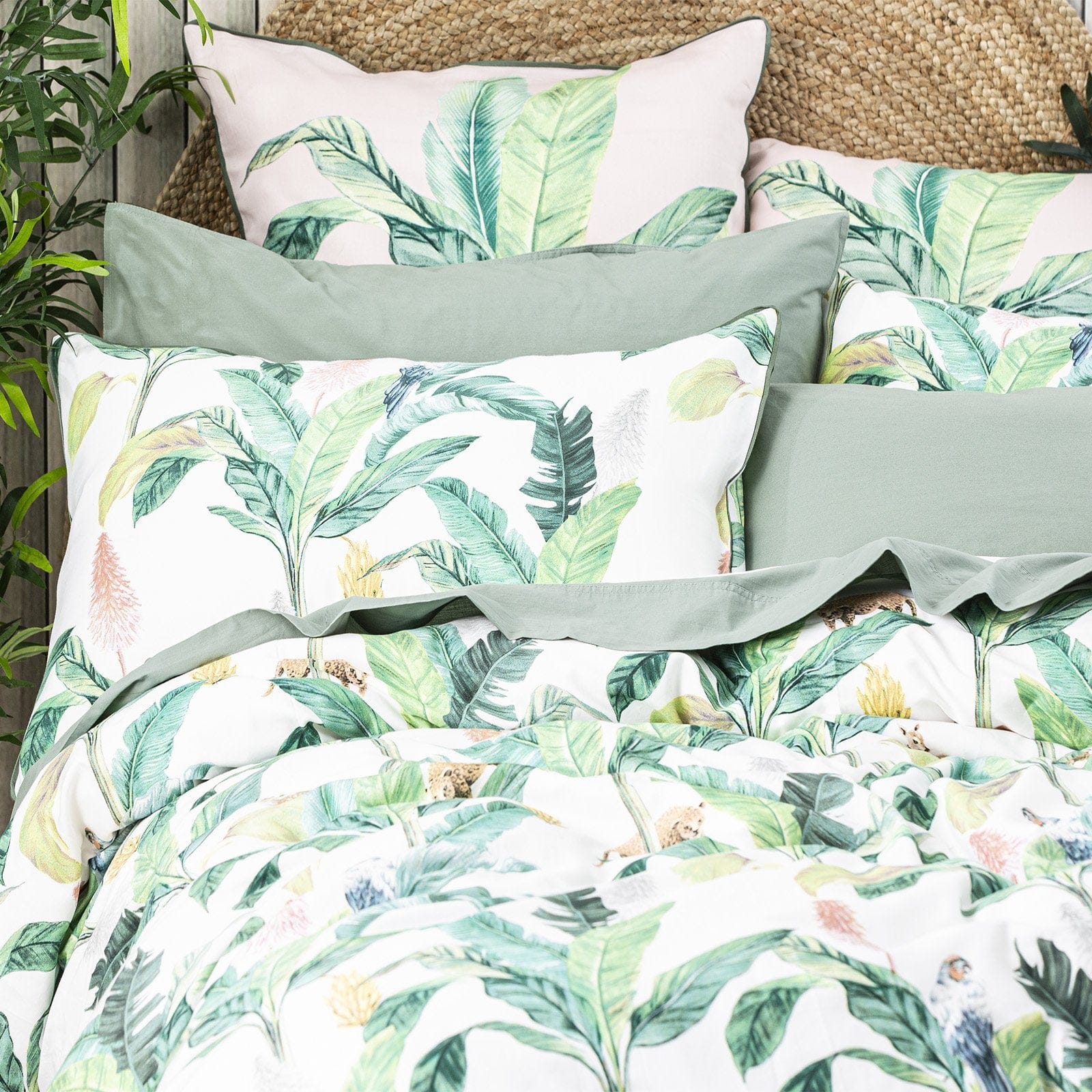 Renee Taylor Quilt Cover 300 TC Cotton Printed Quilt Cover Set - Livia
