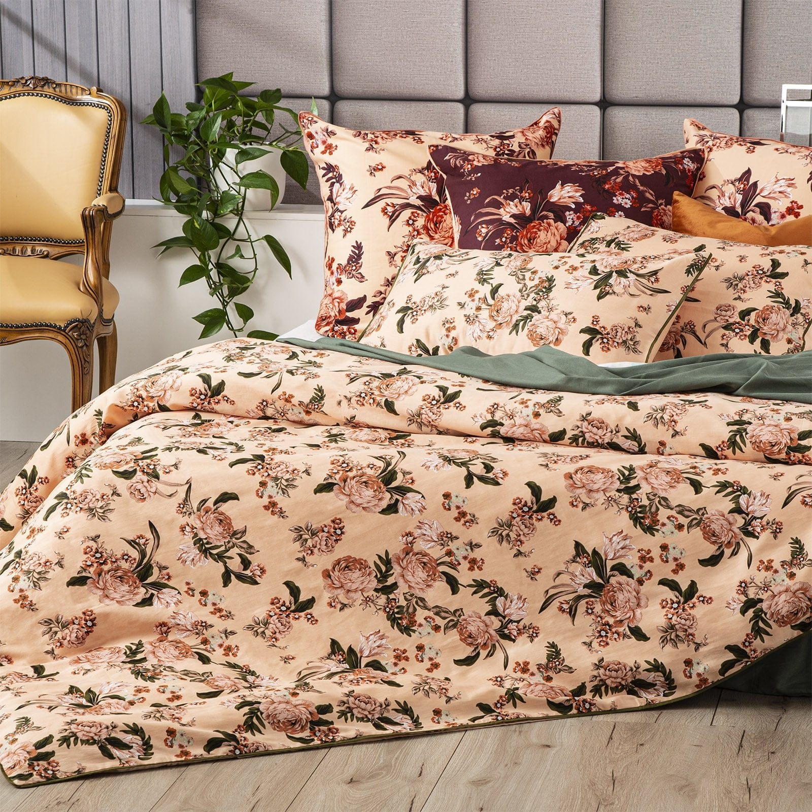 Renee Taylor Quilt Cover 300 TC Cotton Printed Quilt Cover Set - Secret Garden