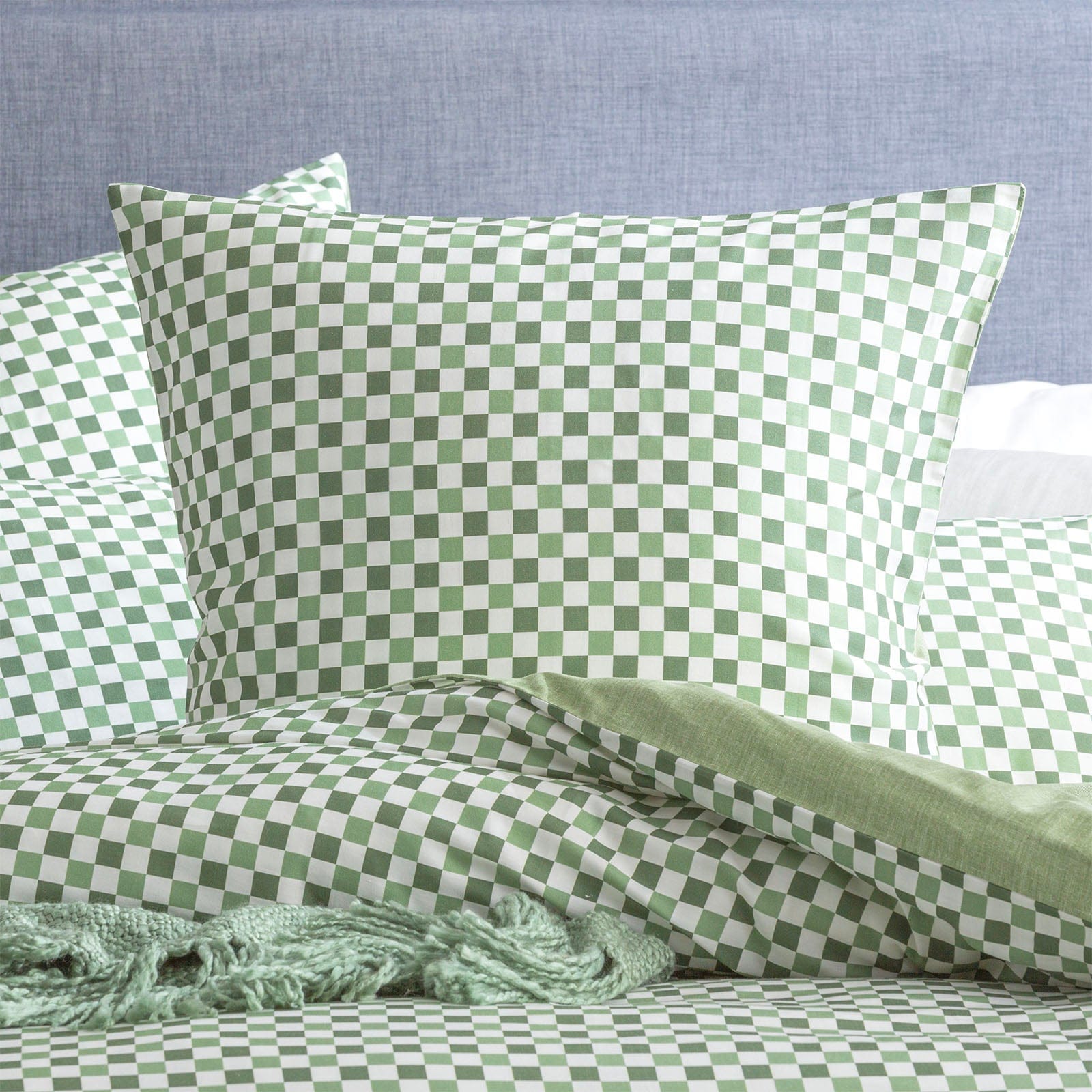 Renee Taylor Quilt Cover 300 TC Cotton Reversible Quilt cover Set - Chessboard Sage