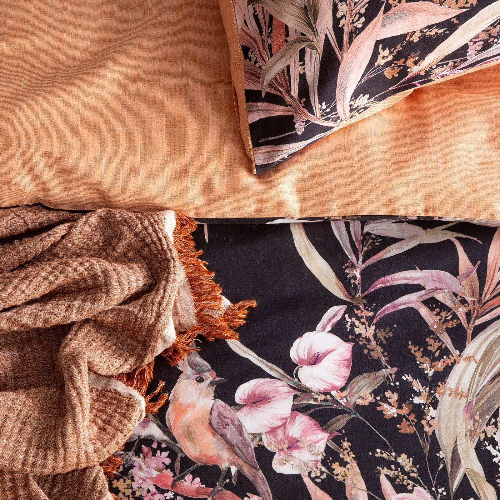 Renee Taylor Quilt Cover 300 TC Cotton Reversible Quilt cover Set - Grevillea Onyx