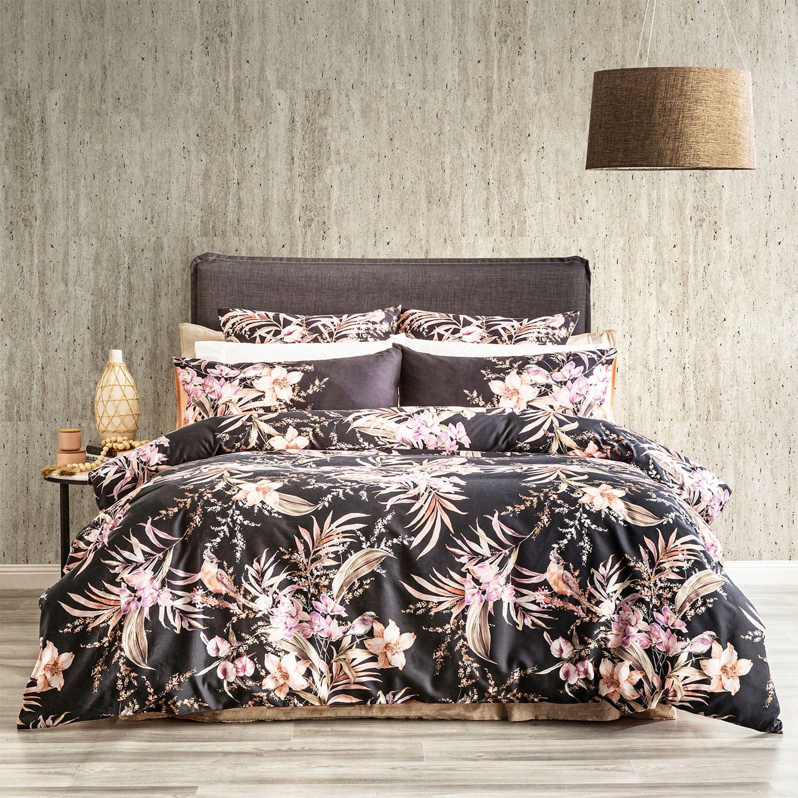 Renee Taylor Quilt Cover 300 TC Cotton Reversible Quilt cover Set - Grevillea Onyx