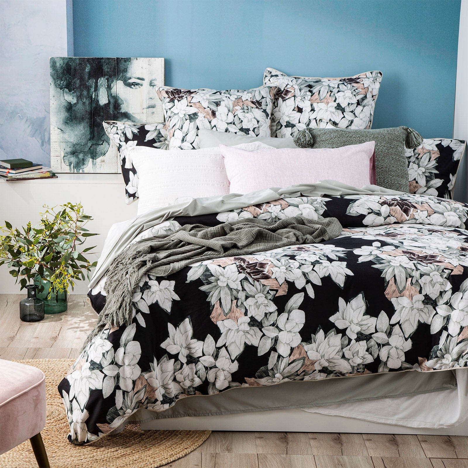 Renee Taylor Quilt Cover 300 TC Cotton Reversible Quilt cover Set - Ivy