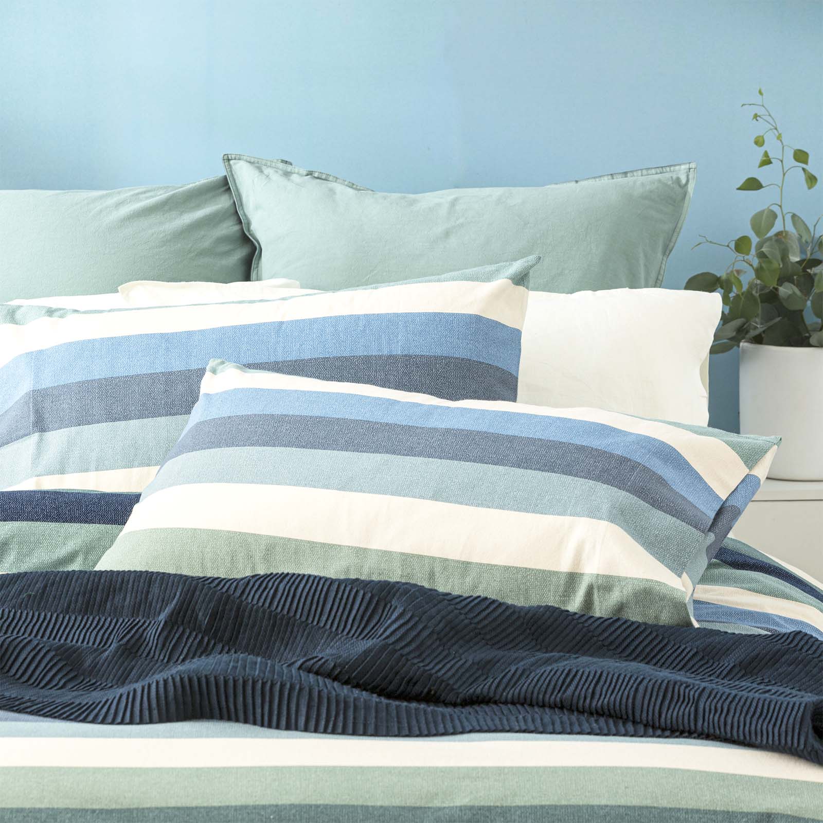 Renee Taylor Quilt Cover 300 TC Cotton Reversible Quilt cover Set - Ornate