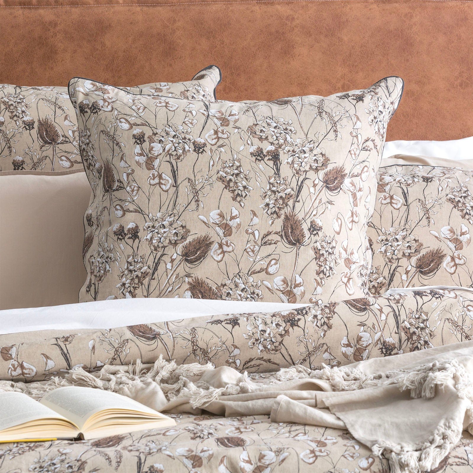 Renee Taylor Quilt Cover Cavallo French Linen Printed Quilt cover set - Bushland