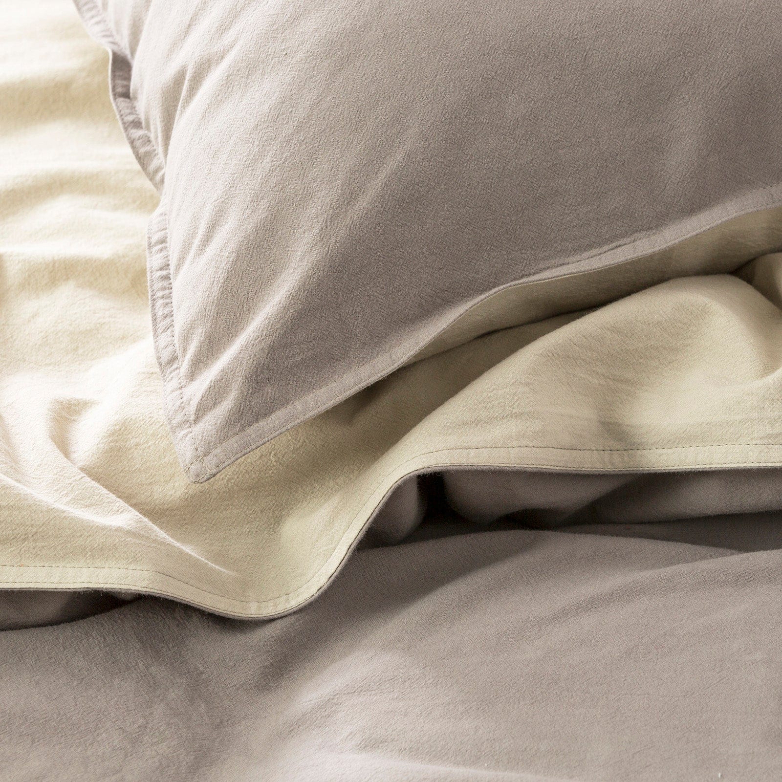 Renee Taylor Quilt Cover Essentials Vintage stone washed reversible Quilt Cover Set - Charcoal