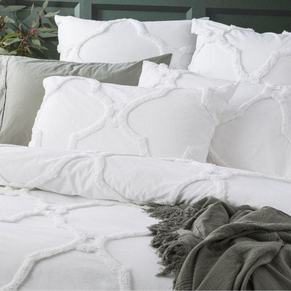 Renee Taylor Quilt Cover Moroccan Cotton Chenille Vintage Washed Tufted Quilt Cover Sets - White