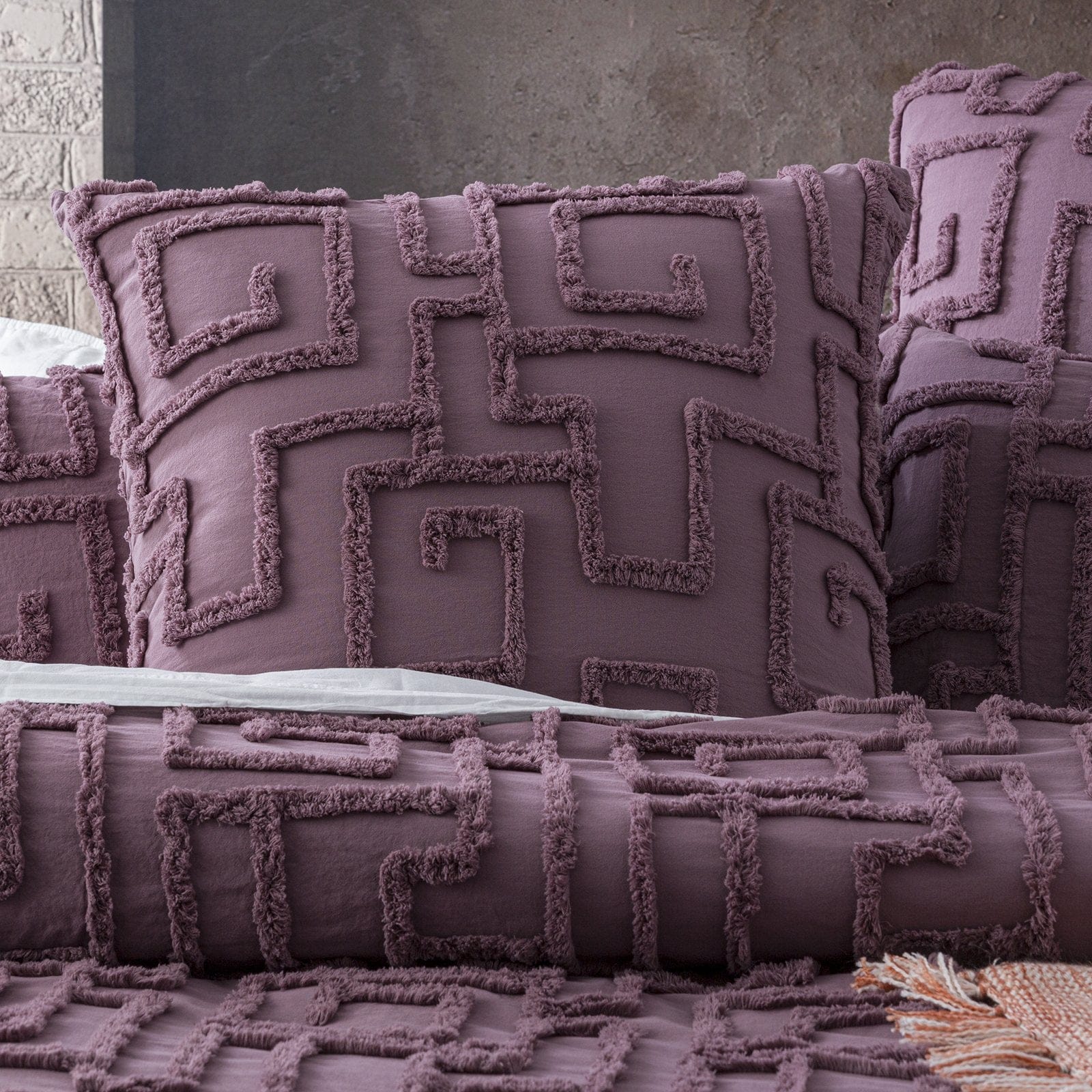 Renee Taylor Quilt Cover Riley 100% Cotton Chenille Vintage Washed Tufted Quilt Cover Set - Grape
