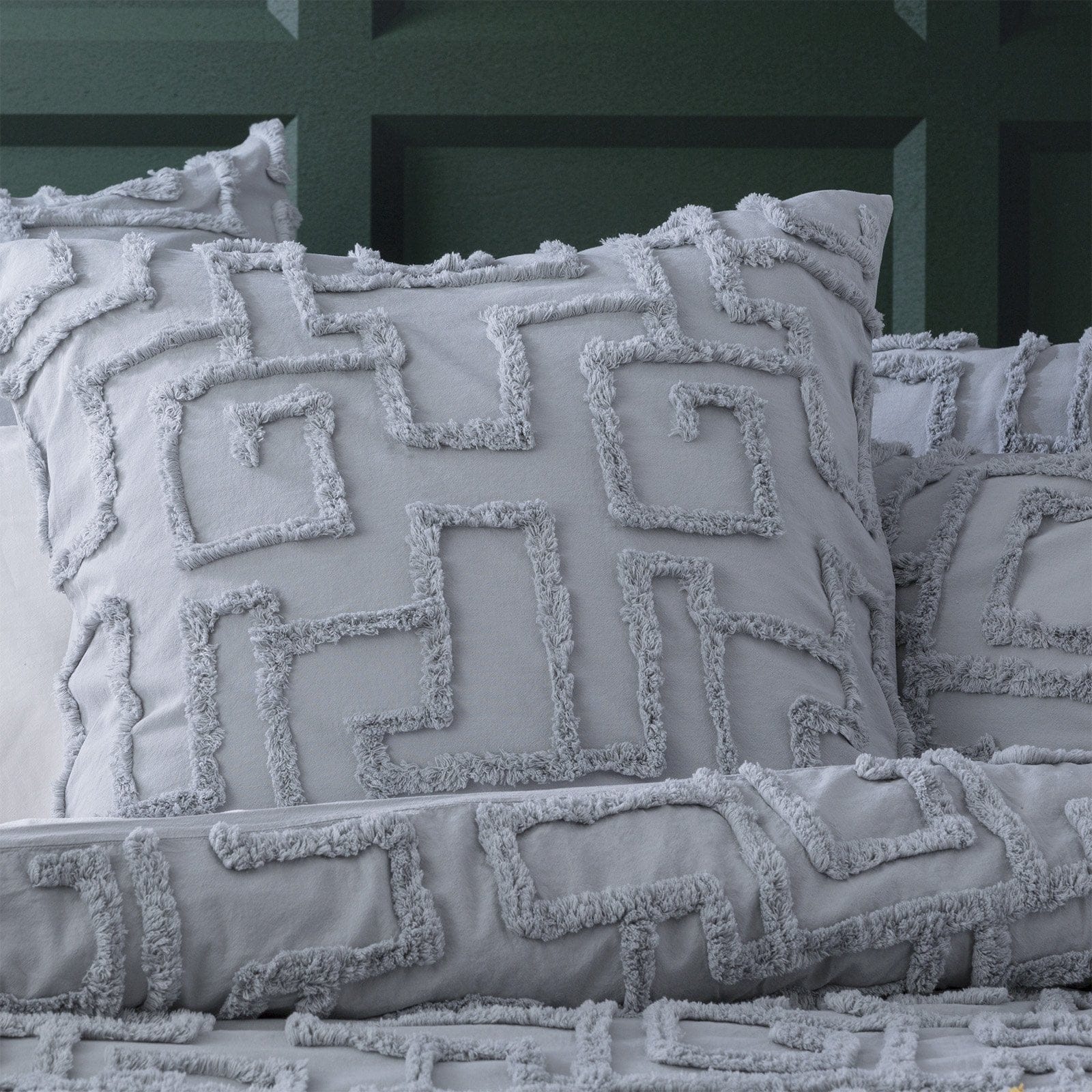 Renee Taylor Quilt Cover Riley 100% Cotton Chenille Vintage Washed Tufted Quilt Cover Set - Silver