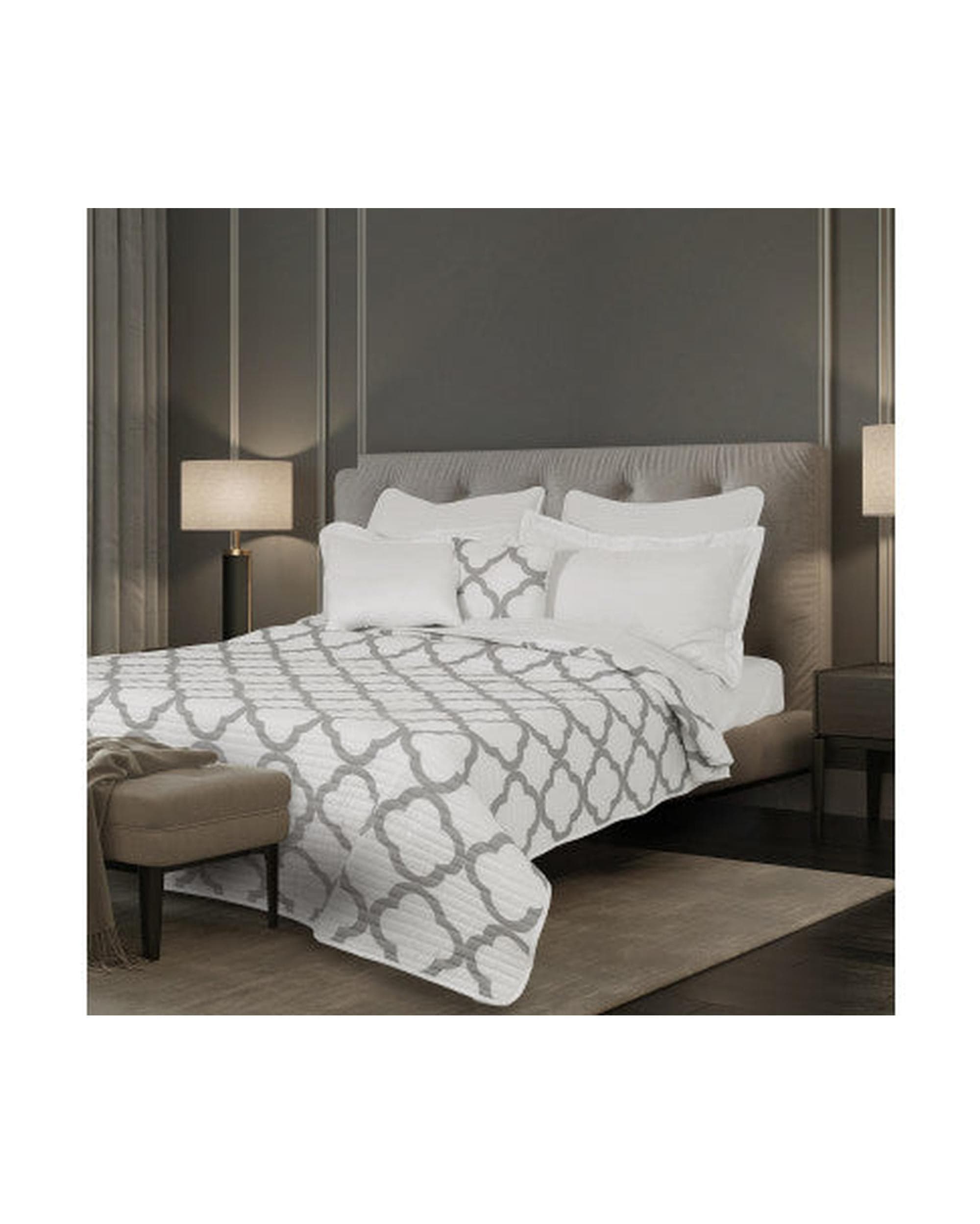 Royal Comfort Comforter Royal Comfort Bamboo Cooling Reversible 7 Piece Comforter Set Bedspread - White