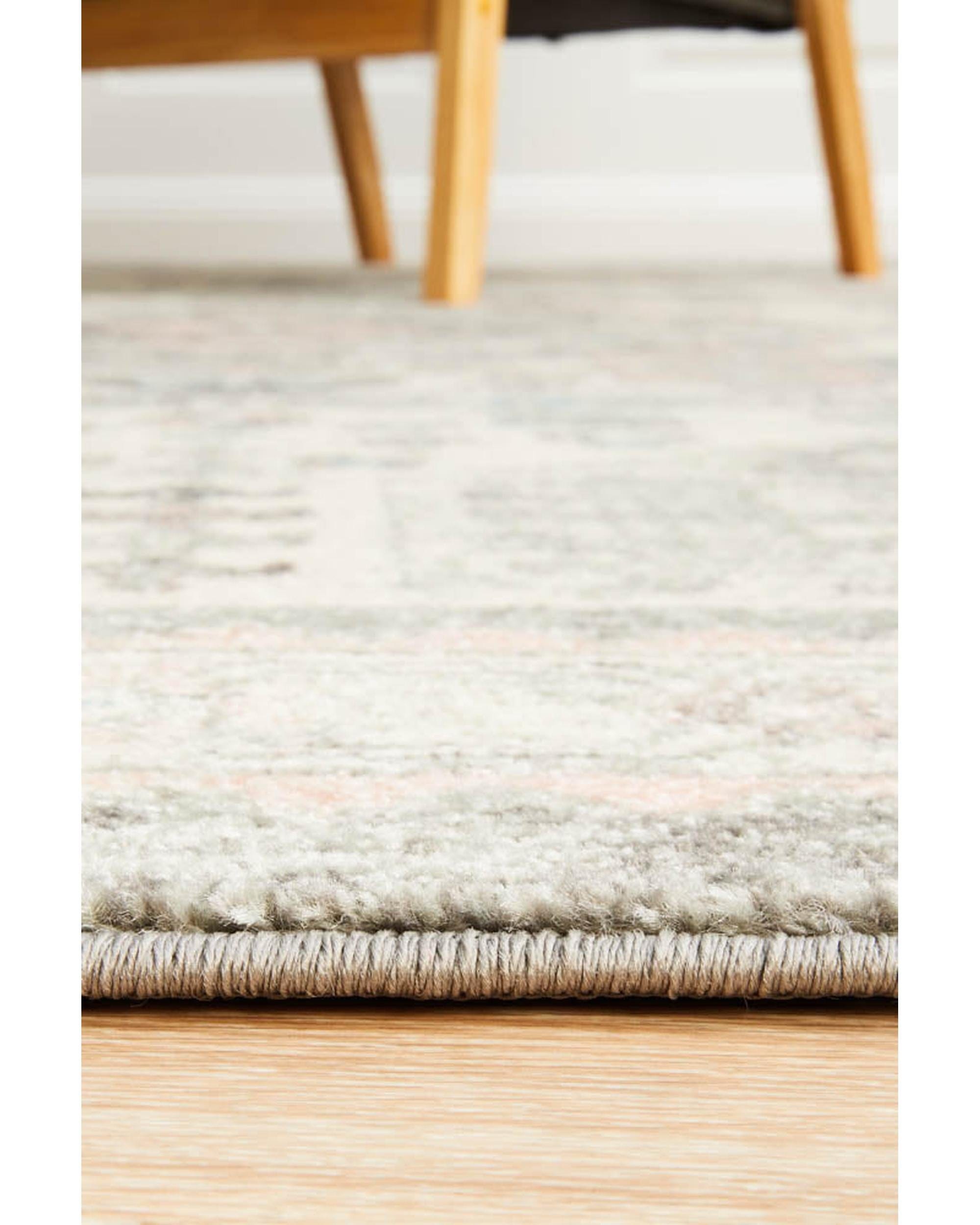 Rug Culture Rugs Avenue 704 Silver Rug