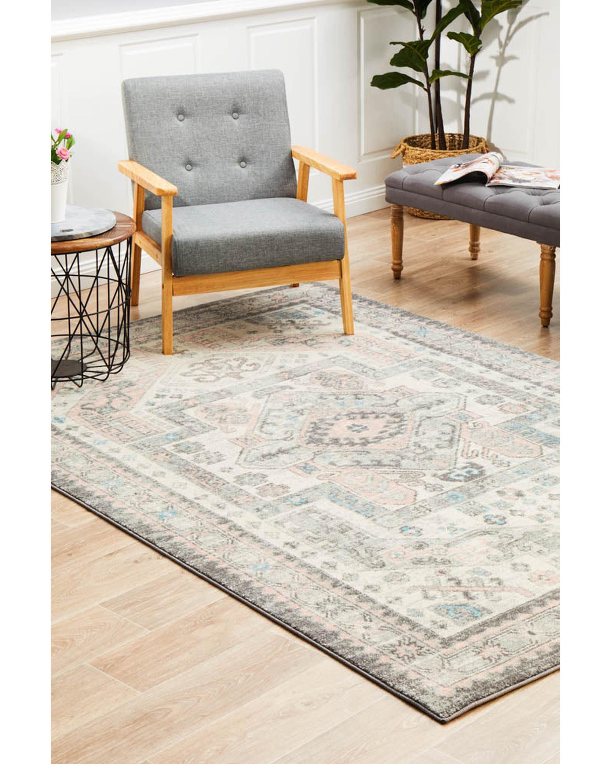 Rug Culture Rugs Avenue 704 Silver Rug