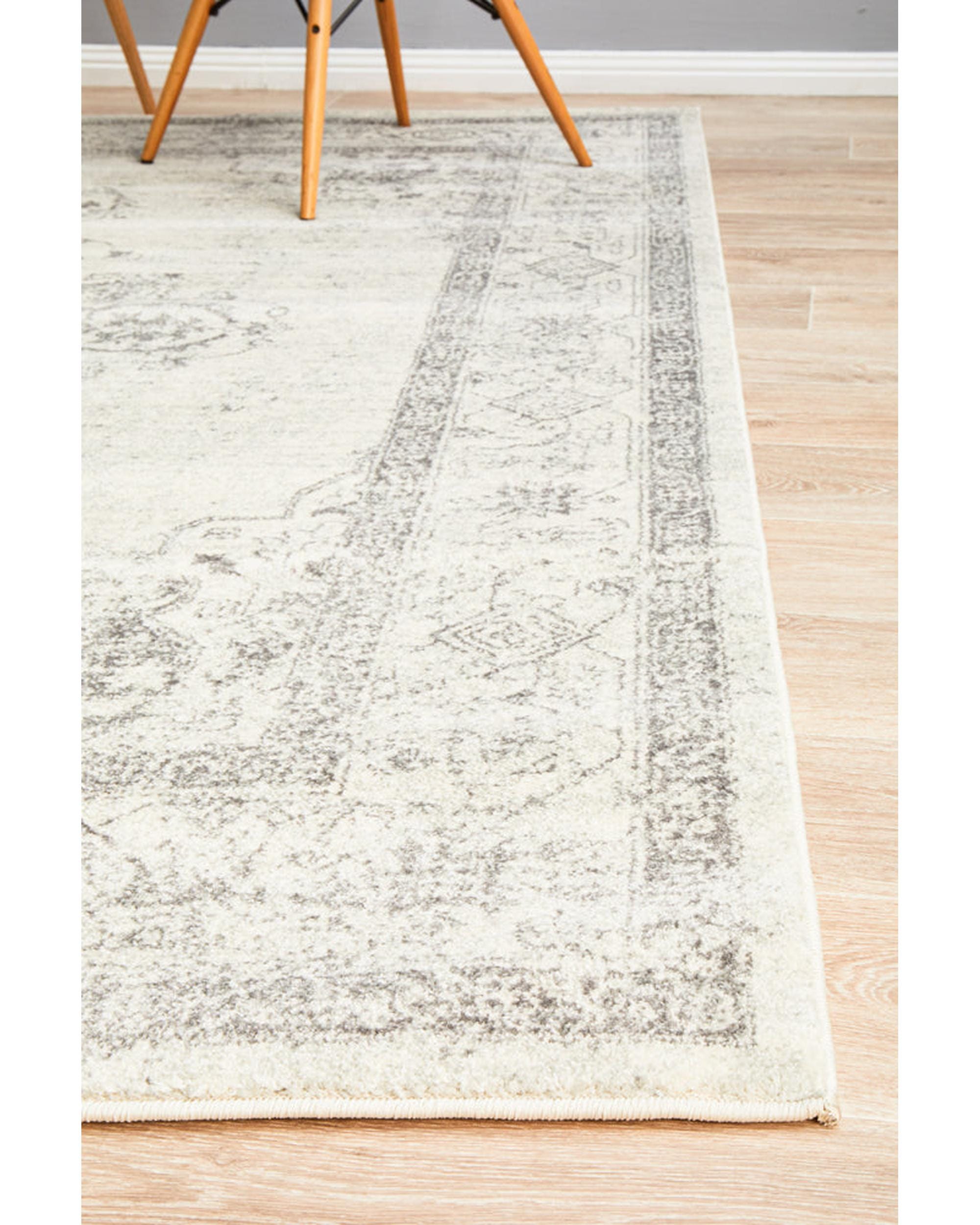 Rug Culture Rugs Century 977 Silver Rug
