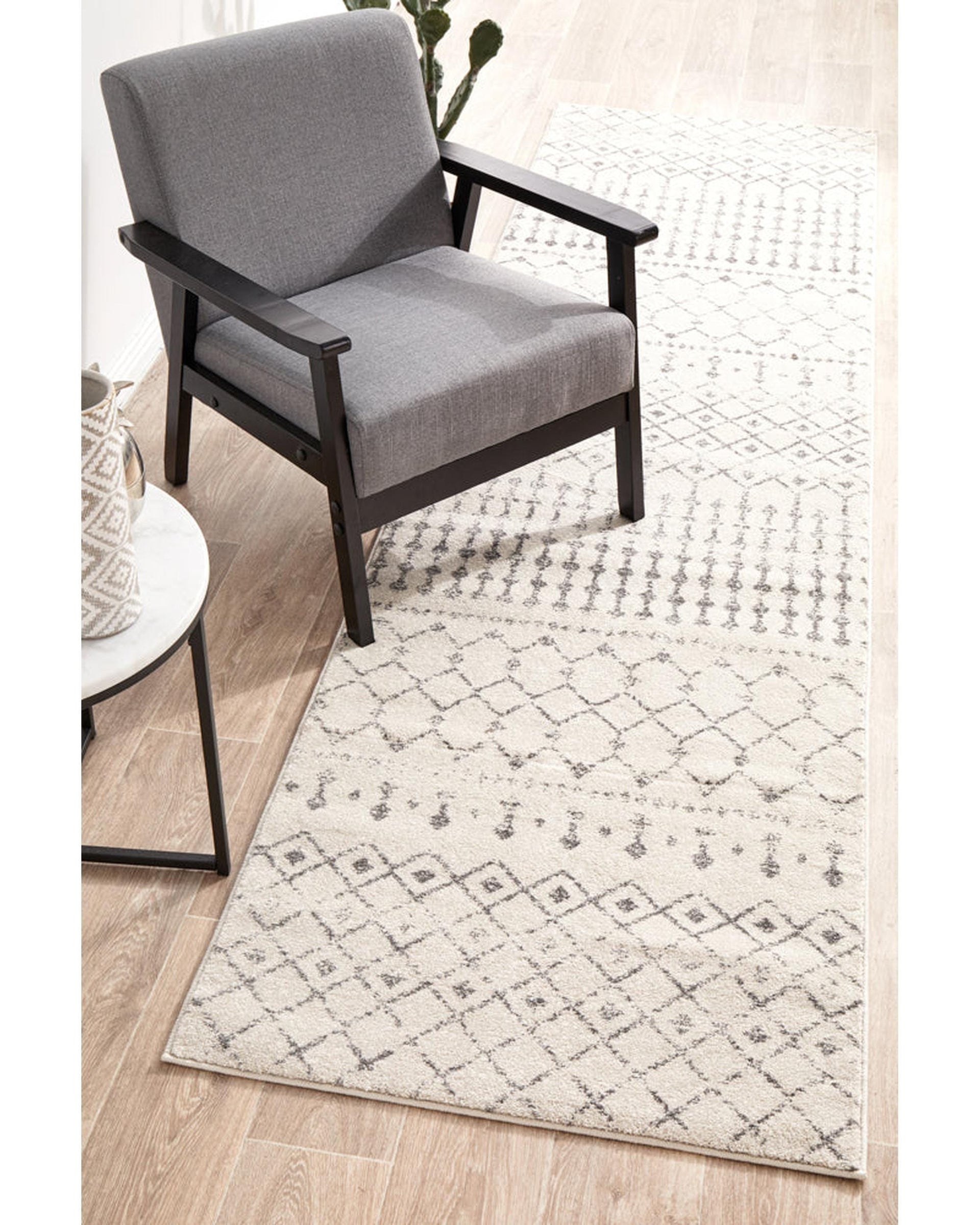RUG CULTURE Rugs Chrome Elsa Silver Runner Rug