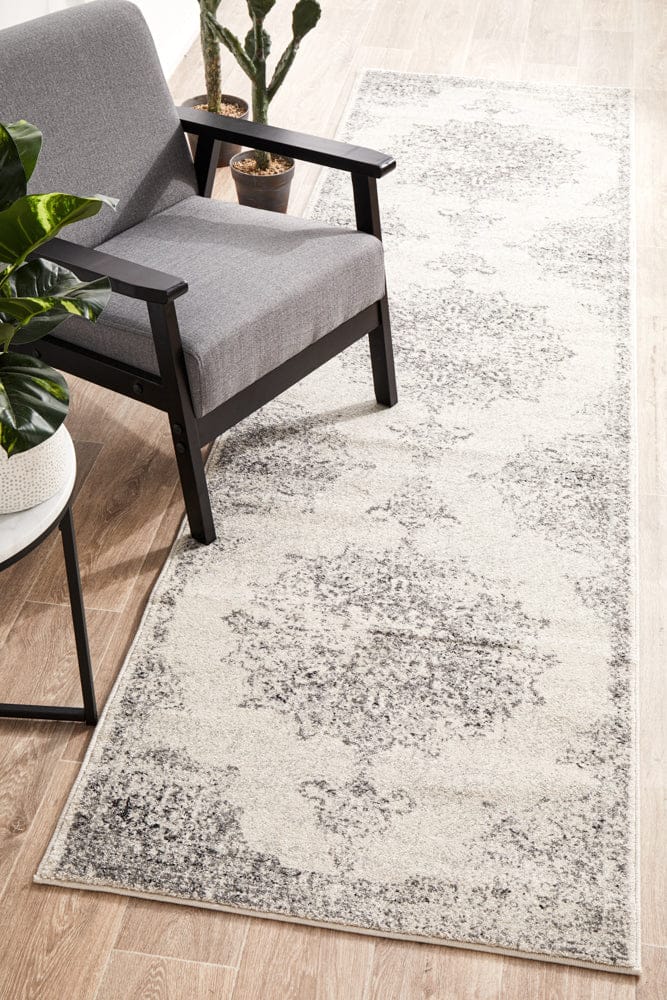 RUG CULTURE Rugs Chrome Rita Silver Runner Rug