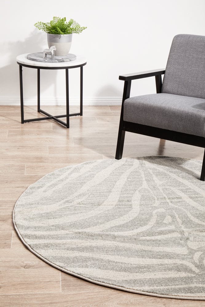 RUG CULTURE Rugs Chrome Savannah Silver Round Rug