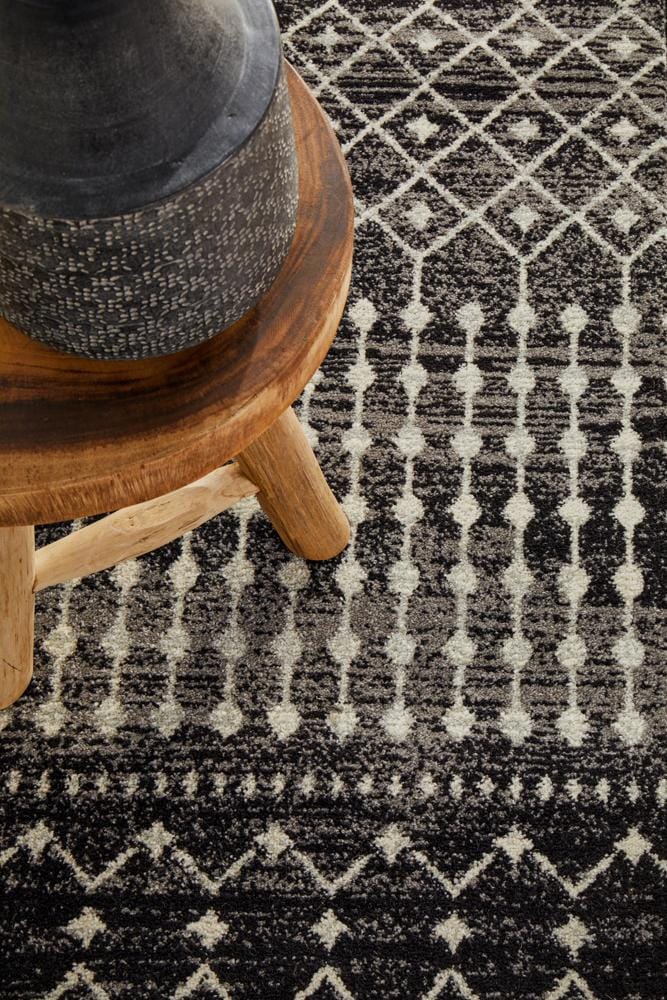 Rug Culture Rugs Evoke Simplicity Black Transitional Runner Rug