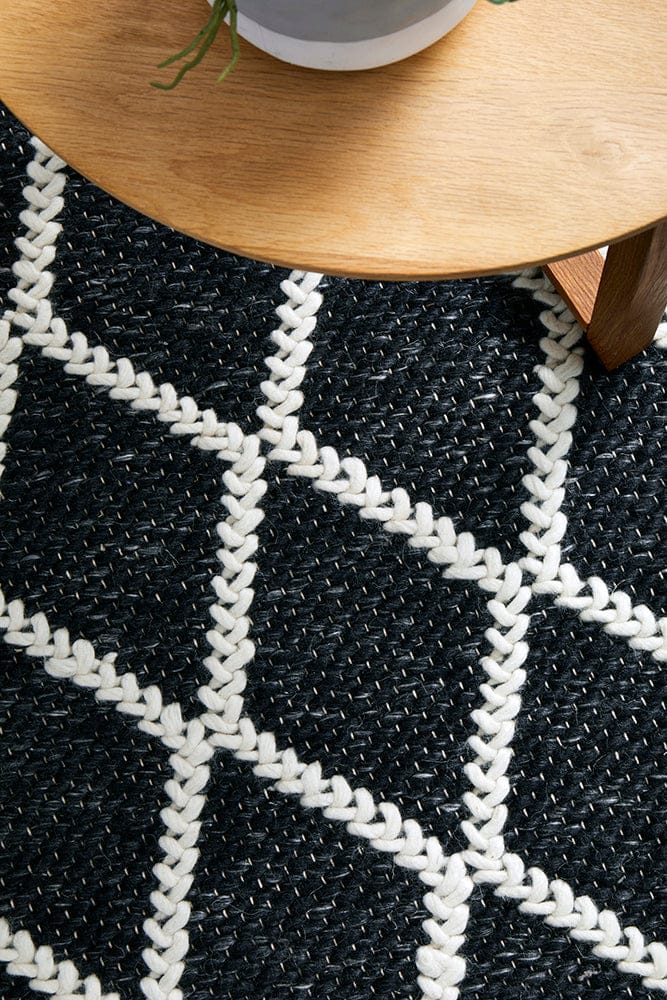 RUG CULTURE Rugs Huxley Black Rug