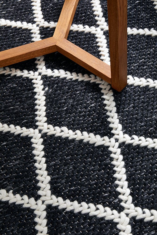 RUG CULTURE Rugs Huxley Black Rug