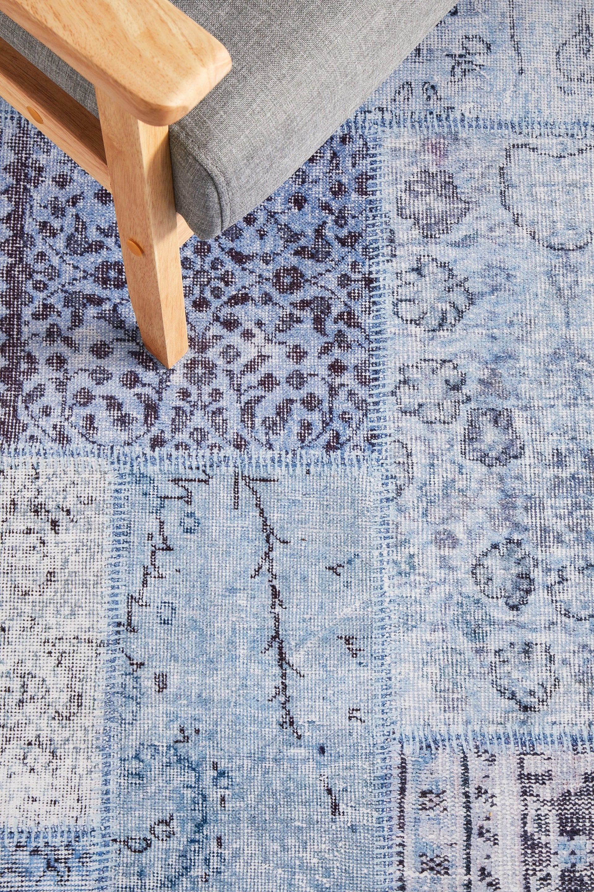 RUG CULTURE Rugs Illusions 121 Denim Rug