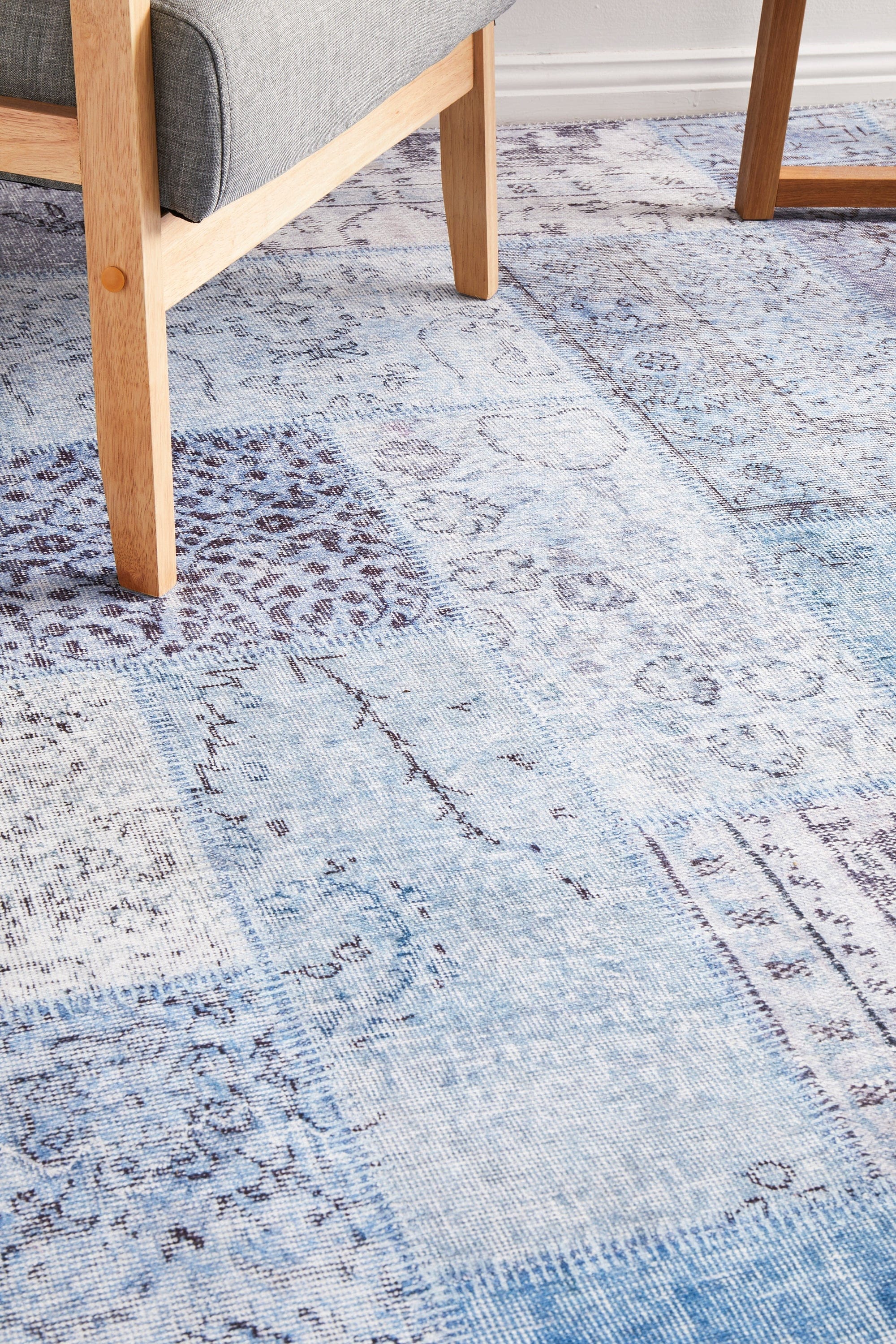 RUG CULTURE Rugs Illusions 121 Denim Rug