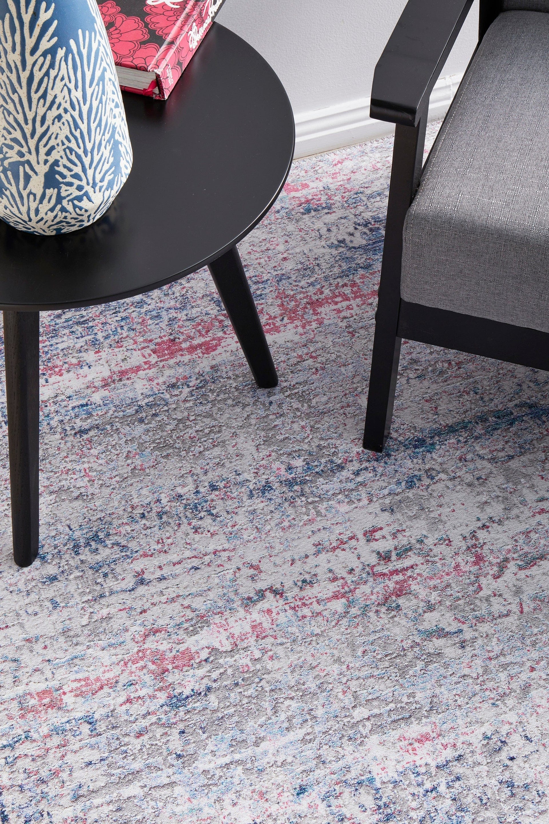 RUG CULTURE Rugs Illusions 144 Candy Rug