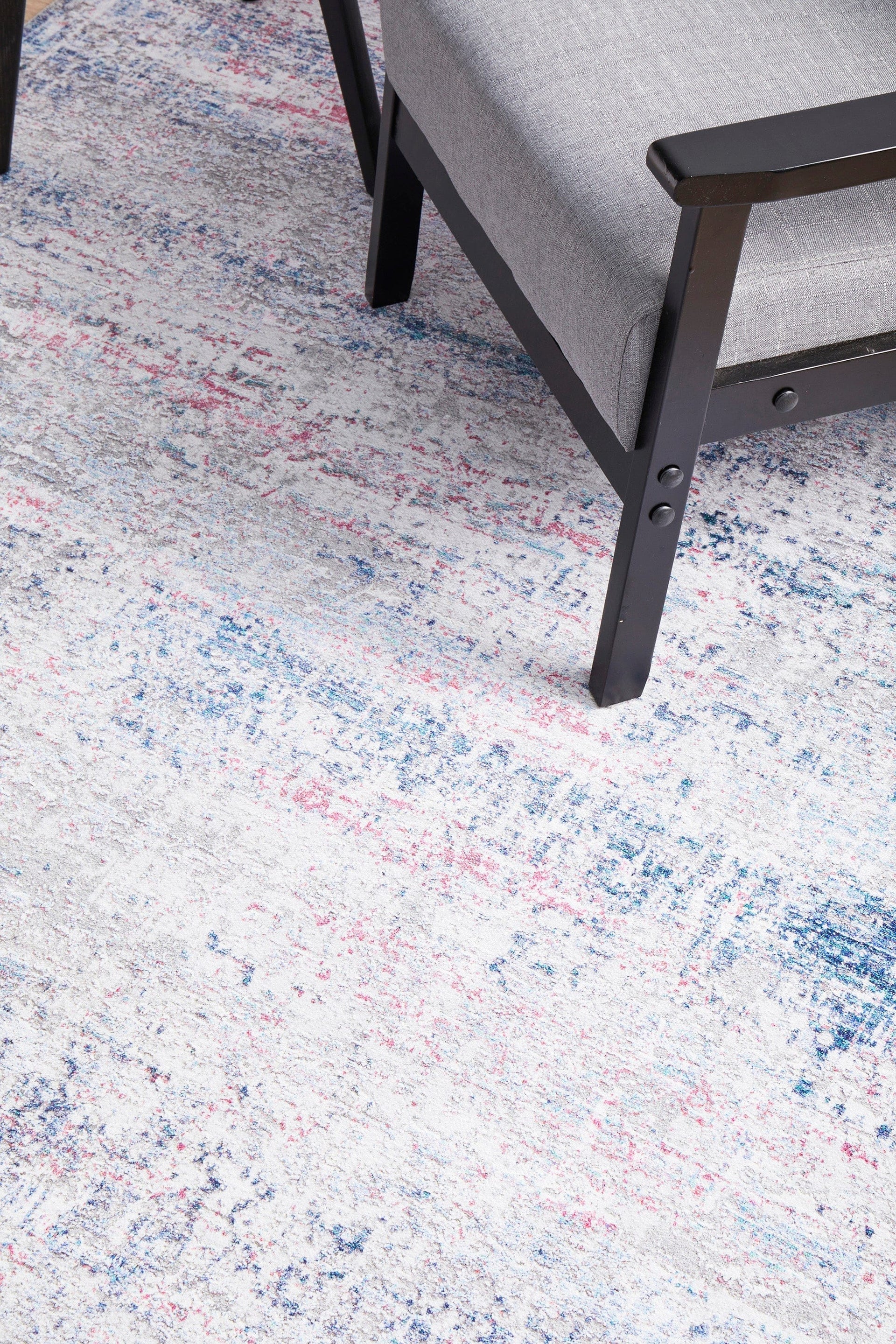RUG CULTURE Rugs Illusions 144 Candy Rug