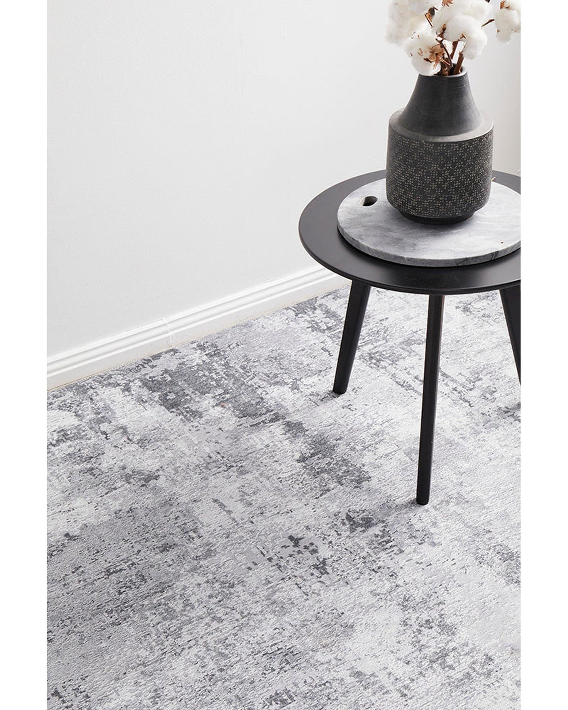 RUG CULTURE Rugs Illusions 156 Silver Rug