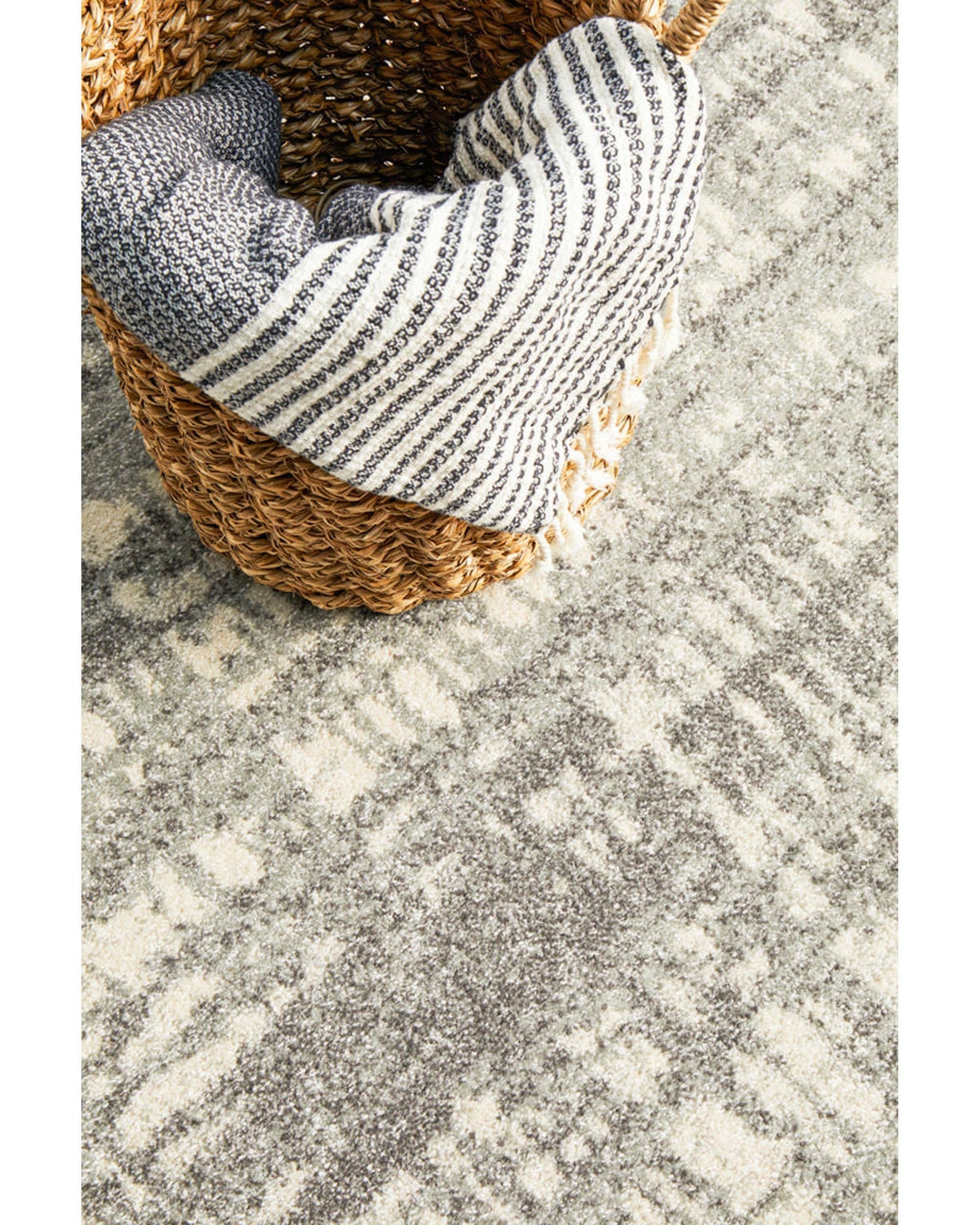 Rug Culture Rugs Mirage Ashley Abstract Modern Silver Grey Rug