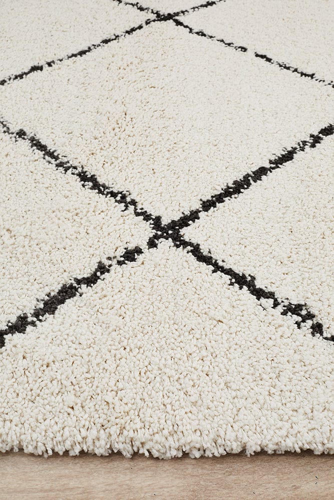 Rug Culture Rugs Saffron 22 White Rug