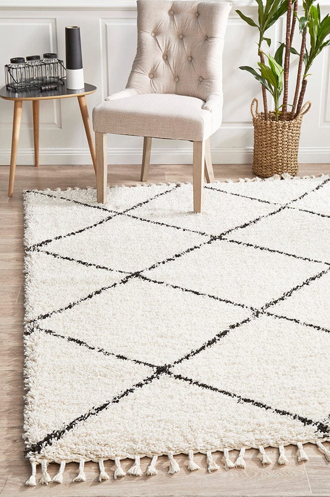 Rug Culture Rugs Saffron 22 White Rug