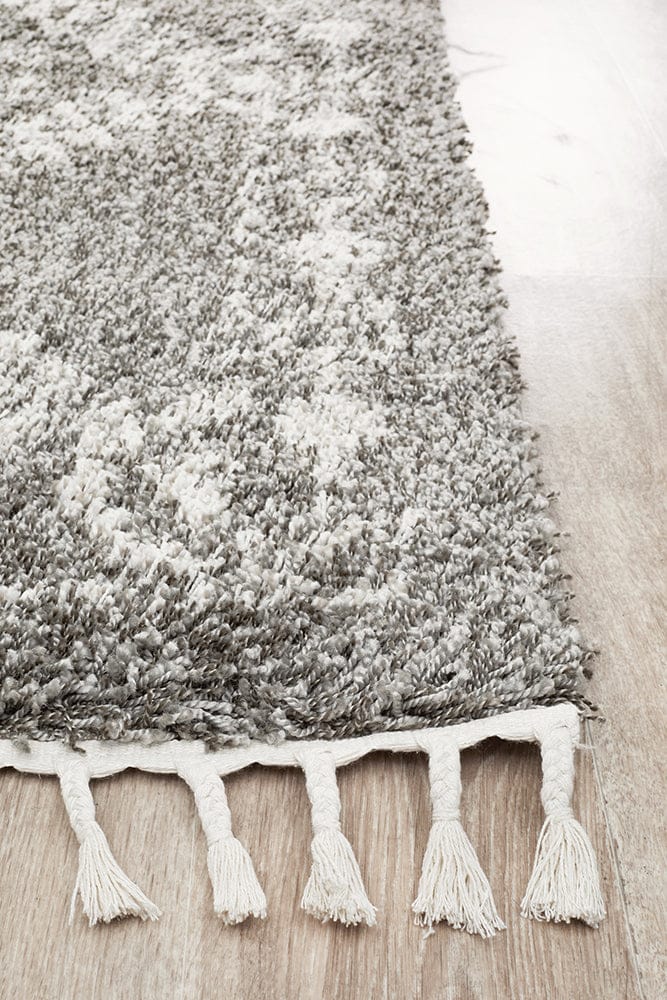 Rug Culture Rugs Saffron 33 Grey Rug