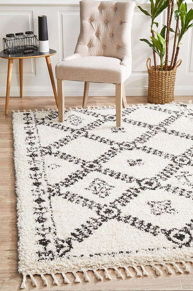 Rug Culture Rugs Saffron 33 White Rug