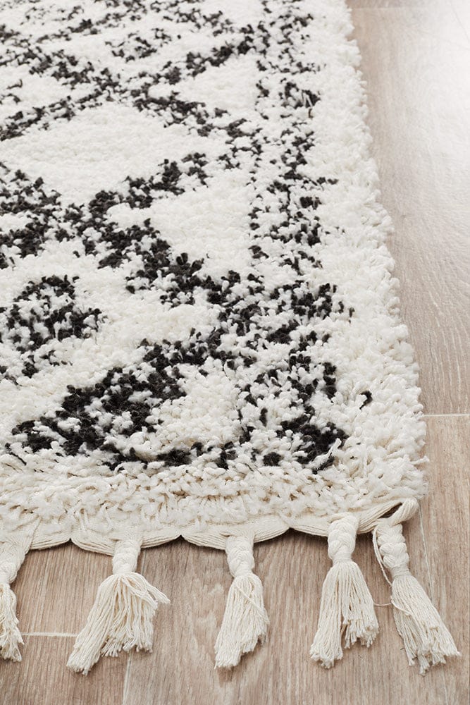 Rug Culture Rugs Saffron 33 White Runner Rug