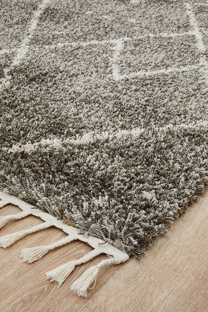 Rug Culture Rugs Saffron 44 Grey Rug