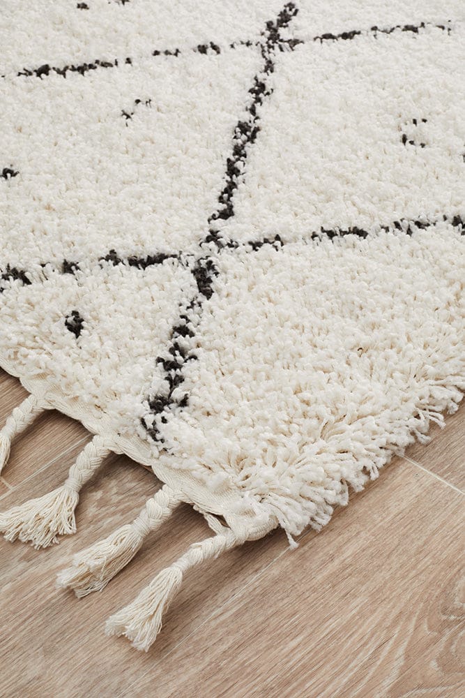 Rug Culture Rugs Saffron 44 White Runner Rug