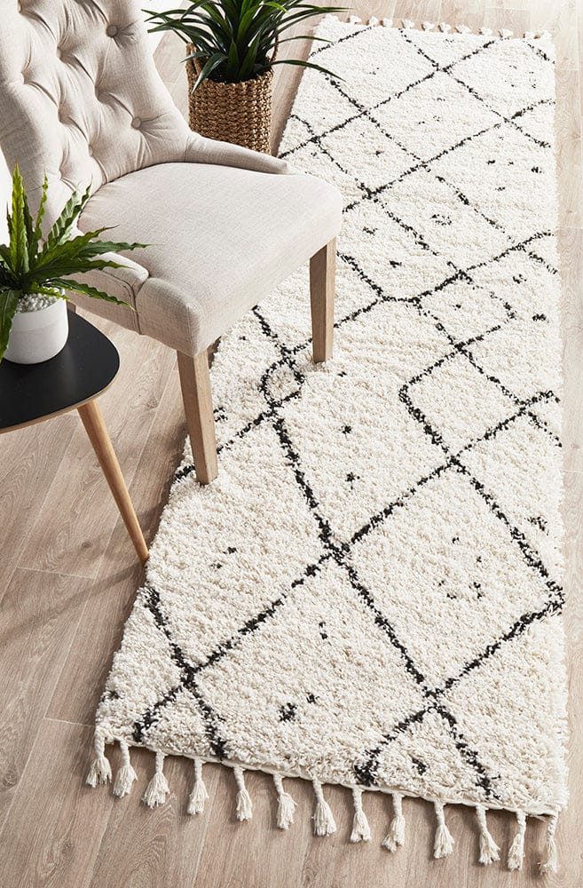 Rug Culture Rugs Saffron 44 White Runner Rug