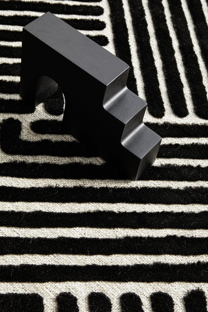 RUG CULTURE Rugs York Cindy Black & Gold Runner Rug