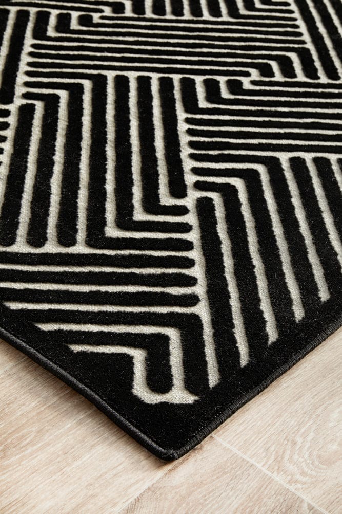 RUG CULTURE Rugs York Cindy Black & Gold Runner Rug