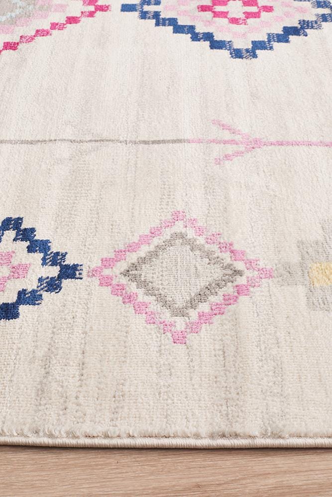 Rug Culture Rugs Zanzibar 760 White