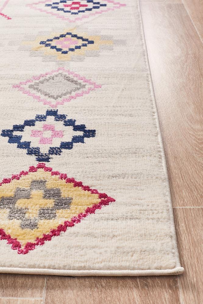 Rug Culture Rugs Zanzibar 760 White