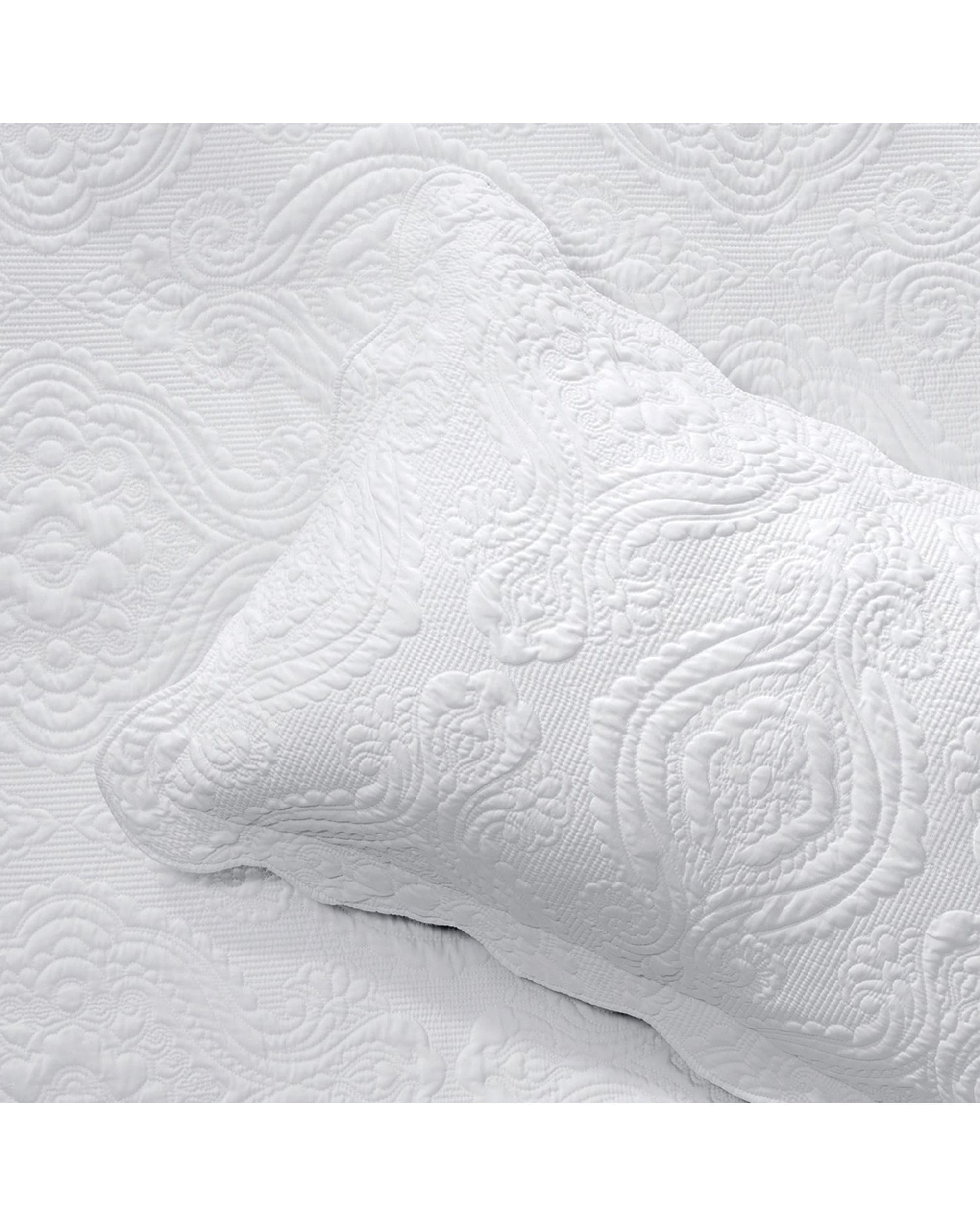 Bianca Bedding CORDELIA BEDSPREAD SET WHITE Bianca Bedding