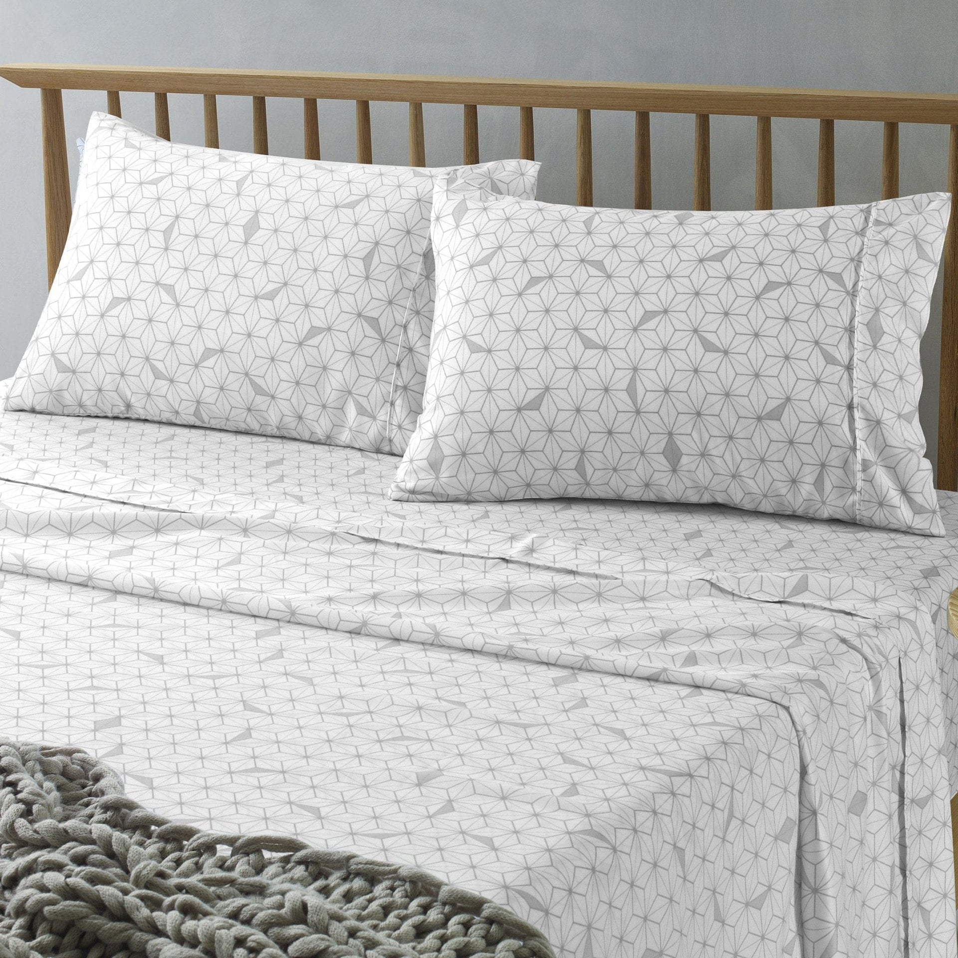 The Big Sleep Bed Sheets The Big Sleep Cubis White & Silver Sheet Set